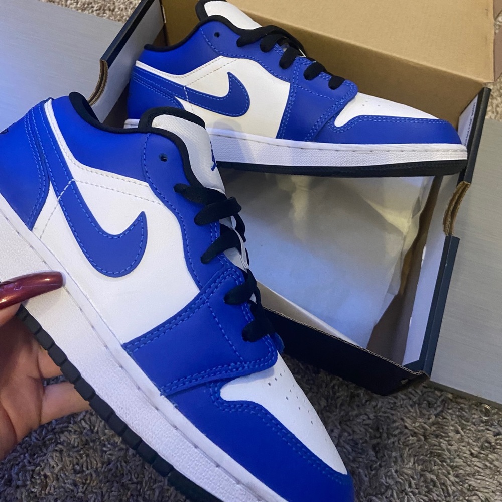 Air Jordan Low Gradeschool